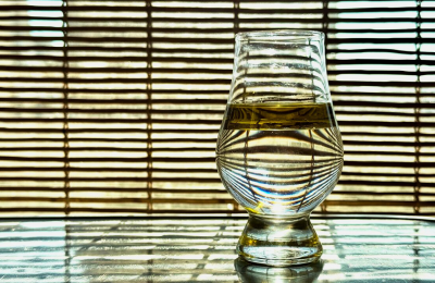 Algo es algo: Agua y aceite