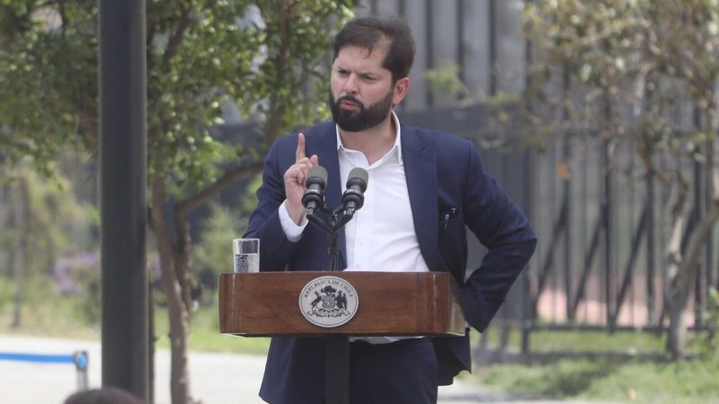 Caso Monsalve: Declaración de Boric omite que autorizó a ex subsecretario a viajar al Biobío (Lea el texto)