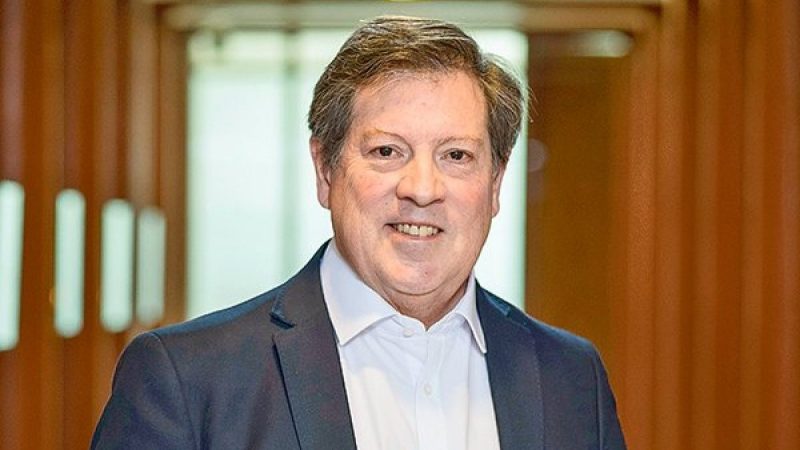 Quién es Jorge Riesco, el influyente abogado que fue reelecto en la Sonami