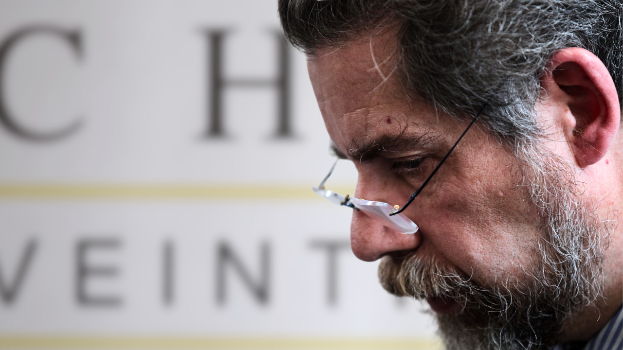 Alfredo Jocelyn-Holt y estatua de Baquedano: “Corre riesgos si vuelve a la Plaza Italia” 