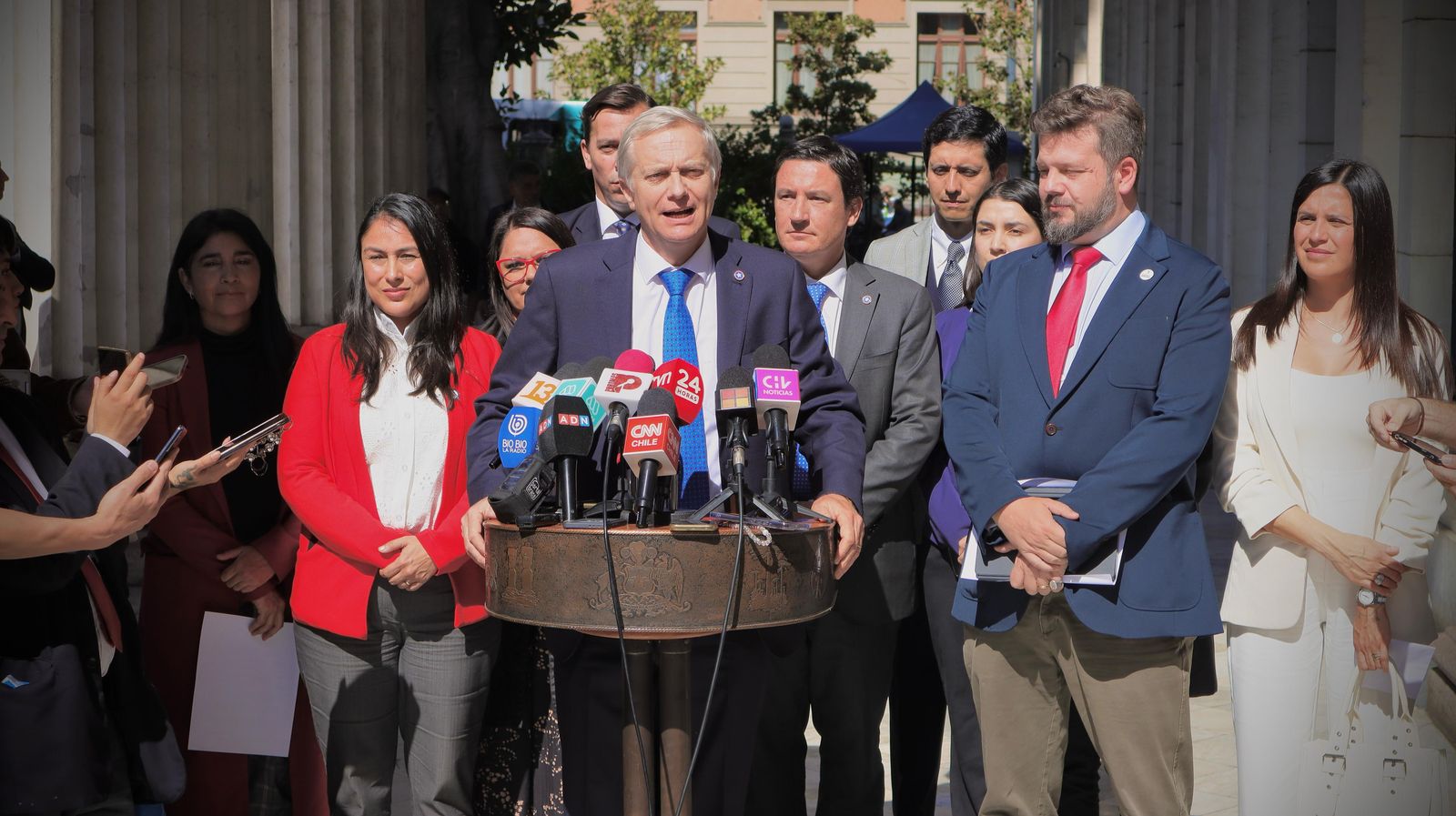 El lanzamiento del acuerdo parlamentario entre Kast y Kaiser (y sus dardos al oficialismo y a Chile Vamos)