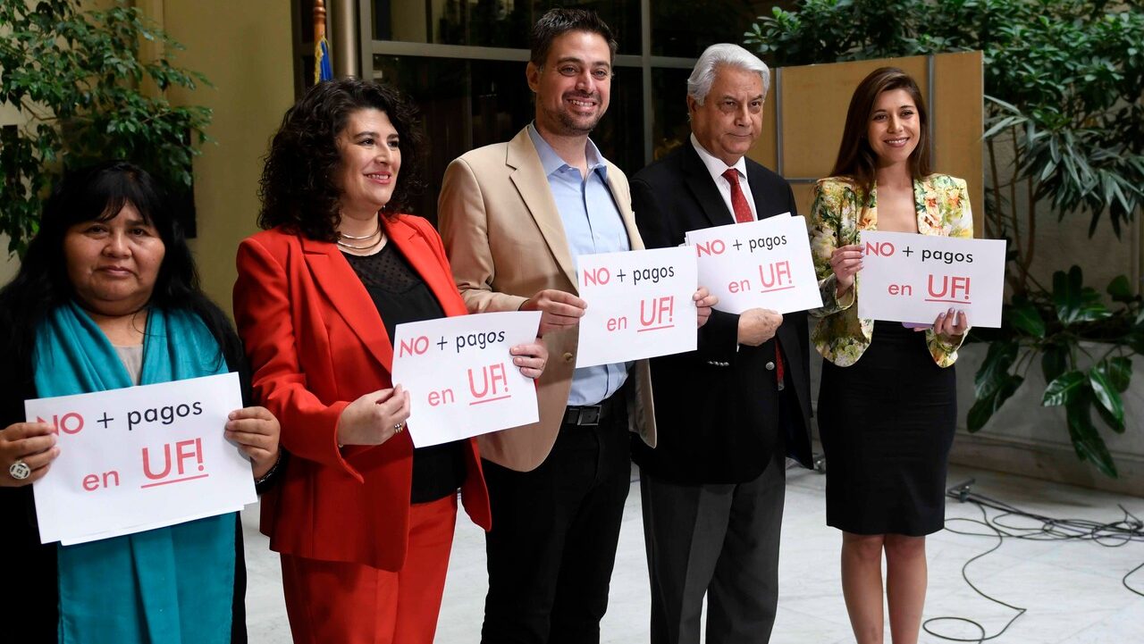 Eliminación de la UF: Los costos y repercusiones de una medida populista que advierten expertos, la CMF y Hacienda
