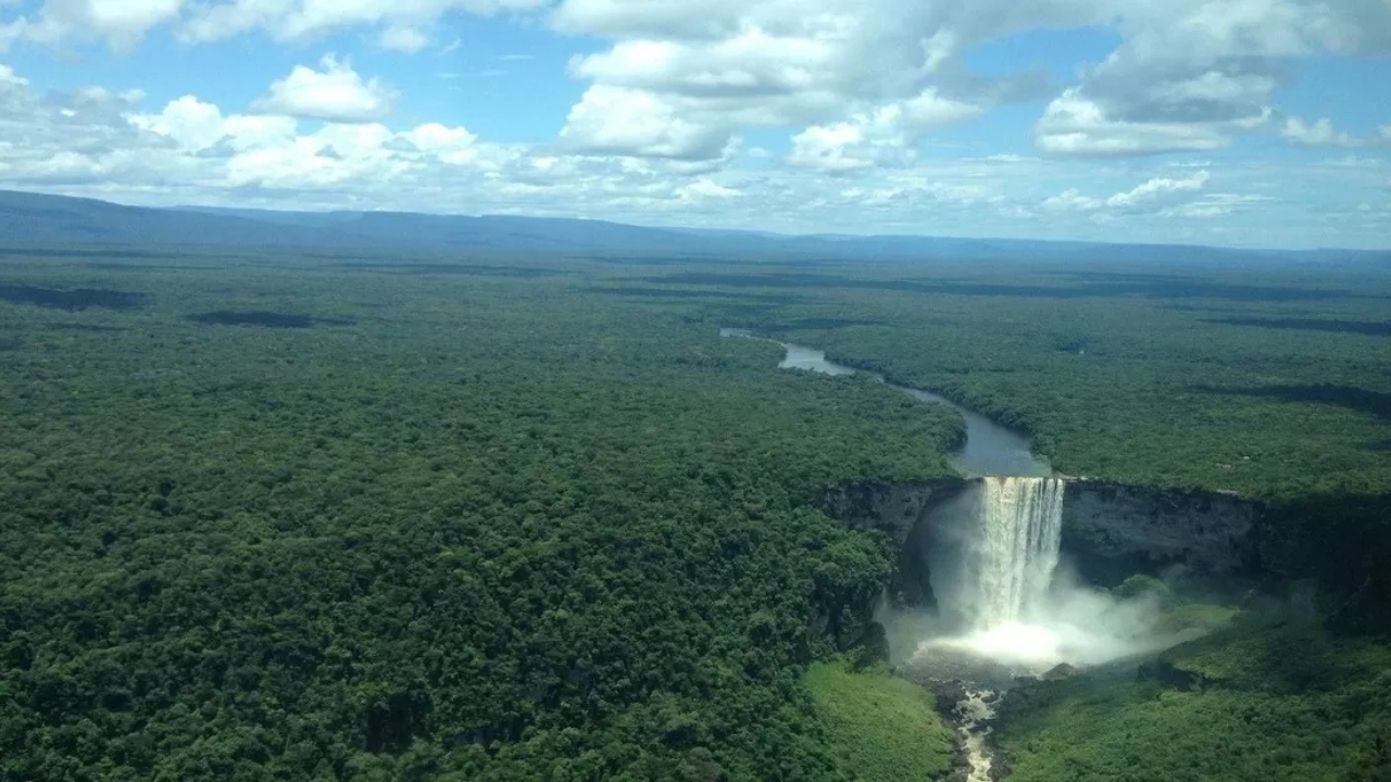 Esequibo: la rica y disputada región del Caribe en alerta ante la crisis entre EE.UU. y Venezuela