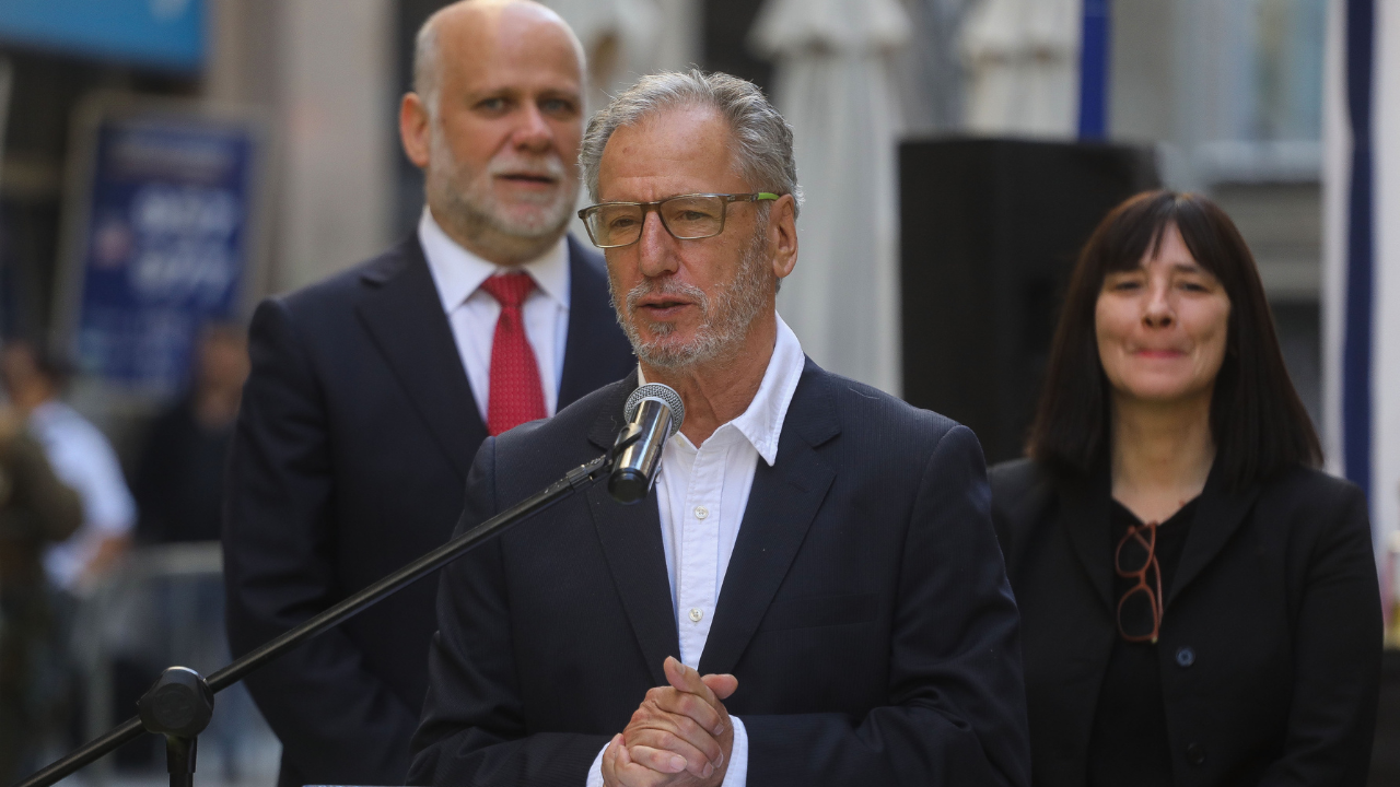 Perfil: Álvaro García, el PPD que en dos meses se convirtió en biministro de Economía y Energía