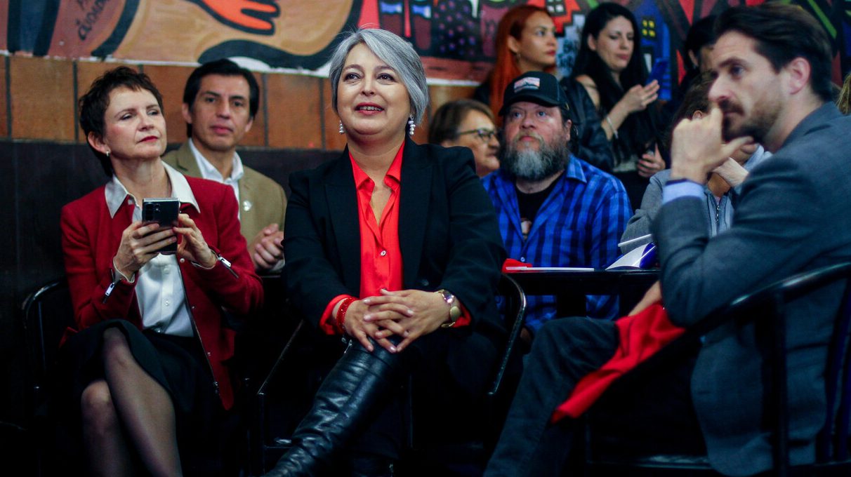 Jara: del tercio seguro al vacío político. Por Kenneth Bunker