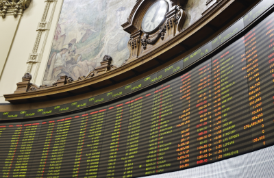 Las claves del alza bursátil y la baja del dólar tras el paso de Kast a segunda vuelta