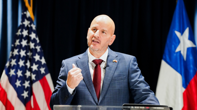Lo que hay que saber de Brandon Judd, el embajador de EE.UU. que debutó con dura crítica a Boric