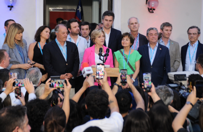 Matthei anuncia que irá al comando de Kast a felicitarlo y despeja dudas de los últimos días