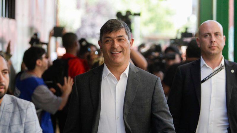 Zoom a las comunas en donde ganó Parisi y van por sus votos Kast y Jara