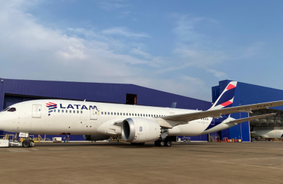 Qué hay detrás de la huelga de pilotos que enfrenta Latam, que no se veía desde 1997