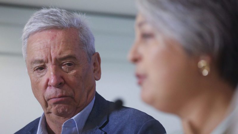 Carlos Ominami, del equipo económico de Jara: “Genera menos aprensiones ser del PC que ser la candidata del gobierno”