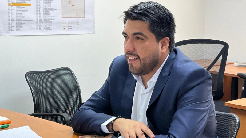 El abogado que lidera el Seremi de Transportes, el organismo que complica el mall de Cencosud en Vitacura