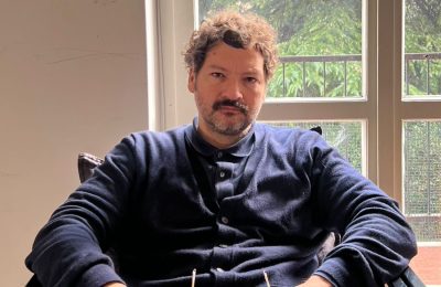 Kenneth Bunker: “A Kaiser no le sirve tomar una posición tan extrema”