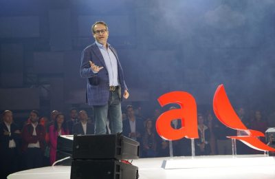Adrián Neuhauser: el chileno que lidera Grupo Abra, el holding que suma a Sky, Avianca y Gol