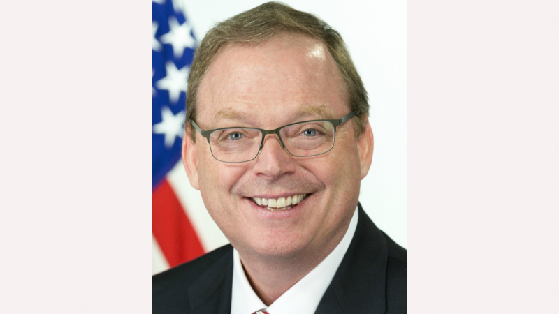 Quién es Kevin Hassett y por qué es el favorito para presidir la Fed