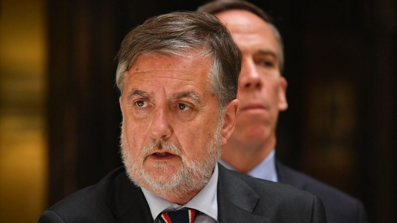 Kast ofrece el Ministerio de Cultura a Francisco Undurraga, uno de los referentes de Evópoli