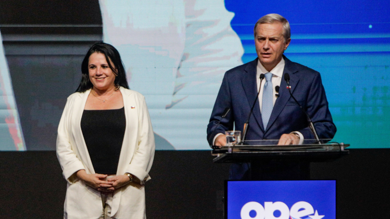 Kast suma a Steinert a gira a Centroamérica: visitarán megacárcel de Bukele y valla que separa República Dominicana de Haití