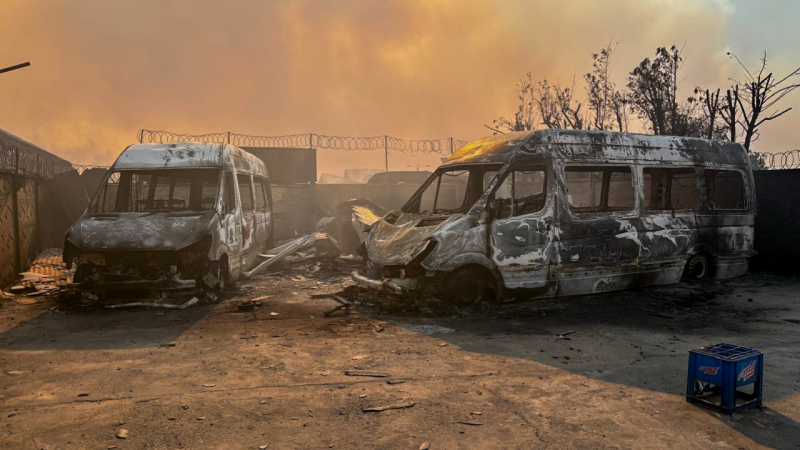 Qué se sabe de los incendios en Biobío y Ñuble: fallecidos suben a 18 y Boric dice que esa cifra “va a aumentar”