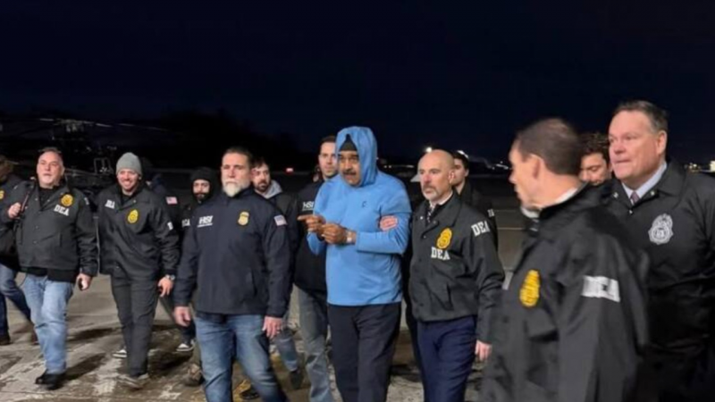 Trasfondo: El fulminante operativo militar de Trump y la incierta transición en Venezuela