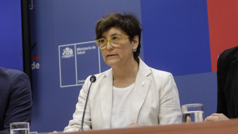 El control de daños de la ministra Aguilera ante crisis por operación de su madre