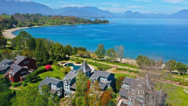 Proyecto de familia Piñera en Lago Ranco espera hace 17 meses autorización arqueológica del Consejo de Monumentos