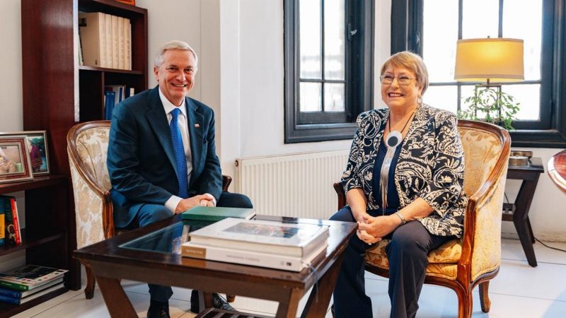 La encrucijada del presidente Kast ante la candidatura de Bachelet. Por Pepe Auth