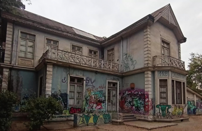 La caída de la casa Obrecht: el triste abandono del Museo Infantil en el Parque Quinta Normal
