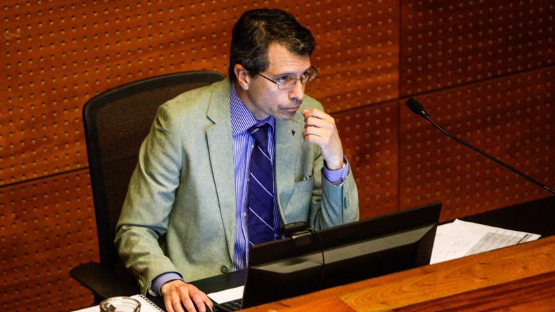 ProCultura: Quién es y cómo opera Patricio Álvarez, el juez que dejó libre a Alberto Larraín