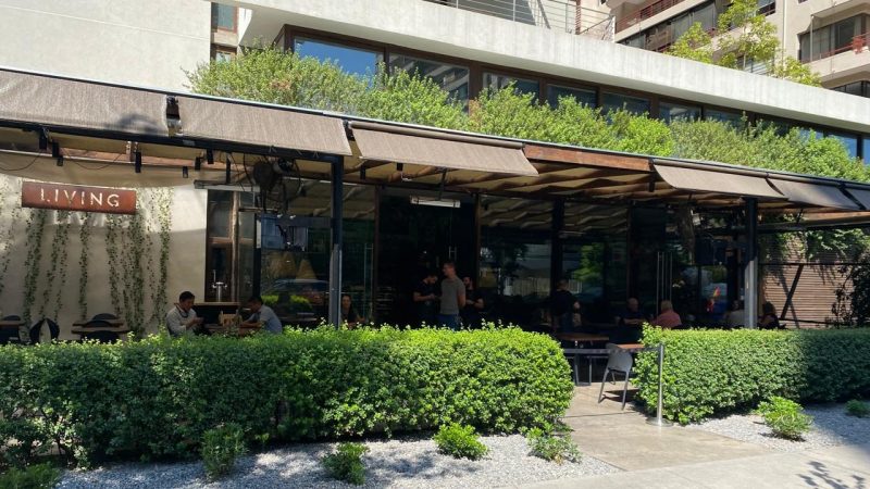 Crónica: el restaurante de moda al lado de “La Moneda Chica” donde se reúnen los futuros ministros de Kast