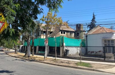 La “torre” del Presidente: los intensos trabajos de remodelación en la casa de Boric en San Miguel