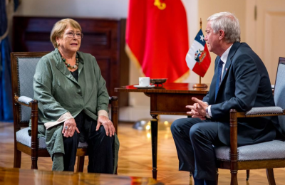 Bachelet, la bencina y el costo de gobernar. Por Kenneth Bunker