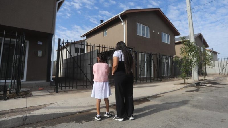 Política habitacional prioritaria, pero cada vez más costosa. Por Jorge Rodríguez