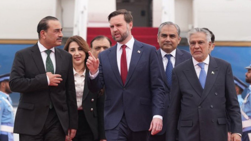 Vicepresidente de EE.UU. se va de Pakistán sin lograr acuerdo de paz con Irán