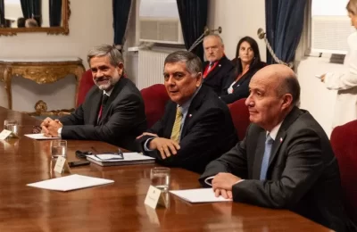 Interior y Segundo Piso: Sobre el problema de coordinación del gobierno de Kast. Por Kenneth Bunker