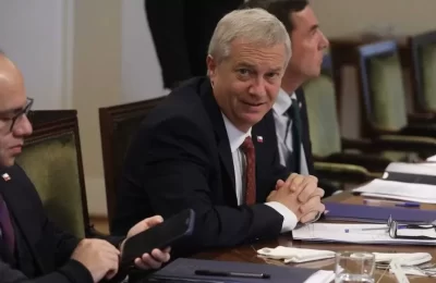 Cadem: Aprobación de Kast detiene retroceso y sube a 42% (Lea aquí la encuesta)