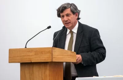 Gonzalo Rojas, historiador republicano: “Al Presidente Kast le sugeriría articular su relato y ceñirse a él”