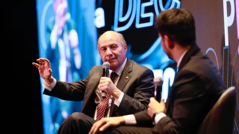 La tarde en que Jorge Quiroz dijo que sus referentes en Hacienda son Büchi y Foxley