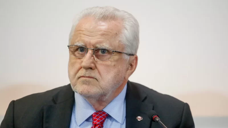 Nova Andino: La renuncia de Máximo Pacheco tras mensajes de emisarios de La Moneda