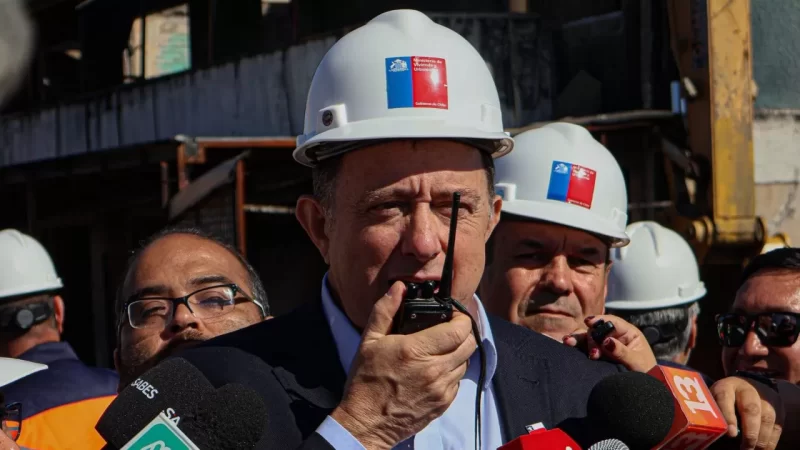 Las razones para que Poduje sea el tercer ministro mejor evaluado pese a sus polémicas (o gracias a ellas)