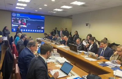 Crónica: la maratónica comisión de Hacienda donde el tsunami de indicaciones opositoras se evaporó