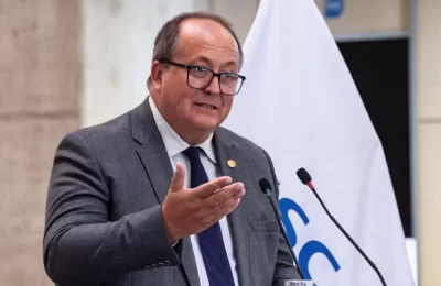 Ingreso de niños haitianos a Chile: Por qué la Fiscalía se dejará caer sobre autoridades del gobierno de Boric, la PDI y la DGAC