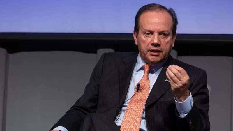 Codelco: Nuevo presidente ejecutivo llega a desplegar plan para recuperar US$ 14,3 millones en bonos y parte con los ejecutivos