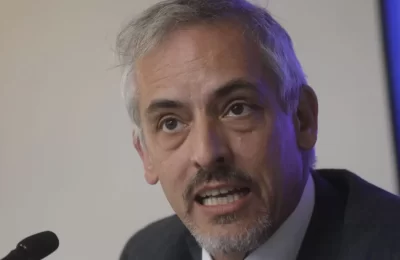 Thayer impulsó inmigración indiscriminada de niños haitianos al no requerir legalización de documentos